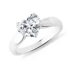 Prsten v bílém zlatě s lab grown diamantem ve tvaru srdce KLENOTA