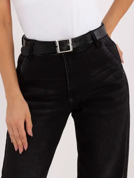 Černé džíny s vysokým pasem