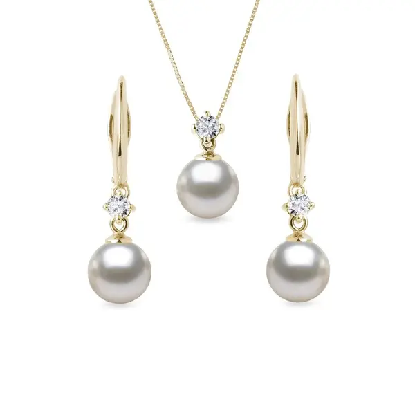 Set šperkov zo žltého zlata s Akoya perlami a diamantmi KLENOTA