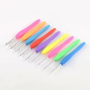 Aluminum Crochet Hooks with Rubber Handle Covered