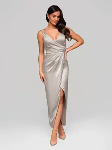 Edoti Women's midi dress with slim straps and a sweetheart neckline LIDIA DL