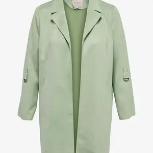 Móda pre plnoštíhle pre ženy ONLY CARMAKOMA - svetlozelená