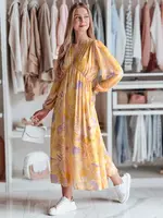 Žlté midi šaty s kvetinovým vzorom