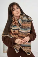 6072 Women's camel scarf + black