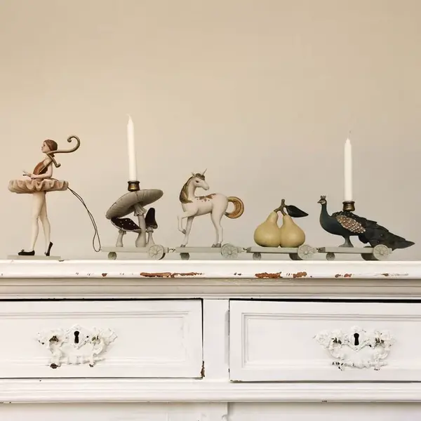 kojenecká hračka Konges Sløjd BIRTHDAY TRAIN