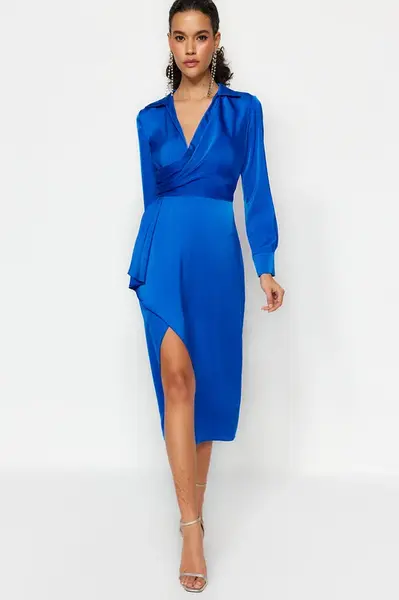 Trendyol Saks zabalené tkané saténové stylové večerní šaty