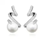 Silver Cat Okouzlující stříbrné náušnice s perlami SC495