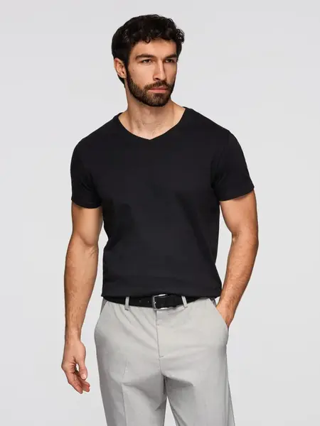 Ombre BASIC men's classic cotton T-shirt with a crew neckline - black