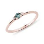 Romantický prsteň z ružového zlata s modrým diamantom KLENOTA