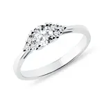 Luxusný diamantový prsteň z bieleho zlata KLENOTA