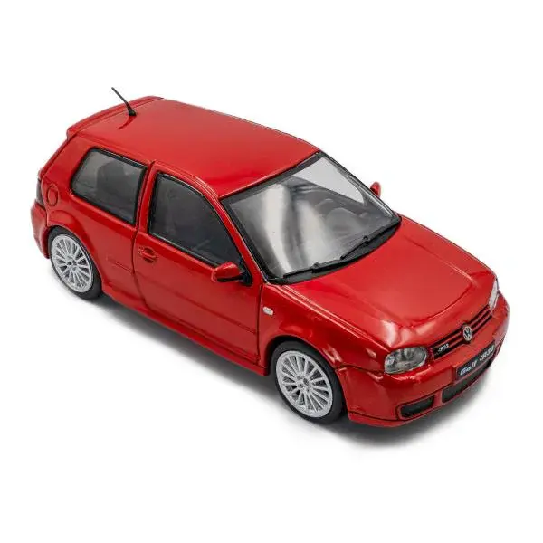 1:43 VOLKSWAGEN GOLF IV R32 TORONTO RED 2003 - SOLIDO