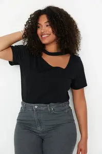 Dámské tričko Trendyol Cut out