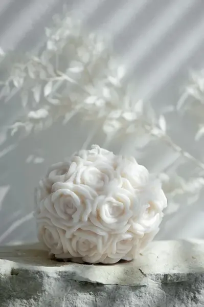 Dekorativní svíčka Temida Rosa 350 g