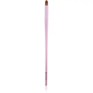 essence Precision meets perfection štětec na přesnou aplikaci očních stínů 1 ks