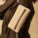 Dámská kožená crossbody kabelka s peněženkou Burkely Samanta - béžová