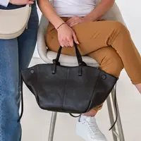 Dámska kožená kabelka Italia Violla - čierna