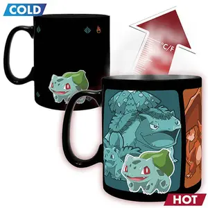 S teplotou se měnící hrnek Pokémon Evolve - 460 ml