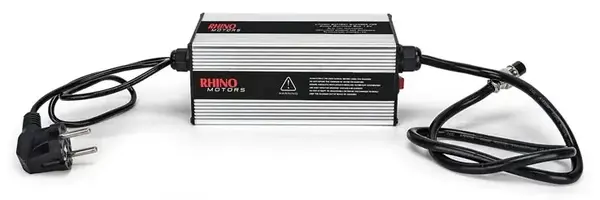 Rhino nabíječka charger 12v 15a