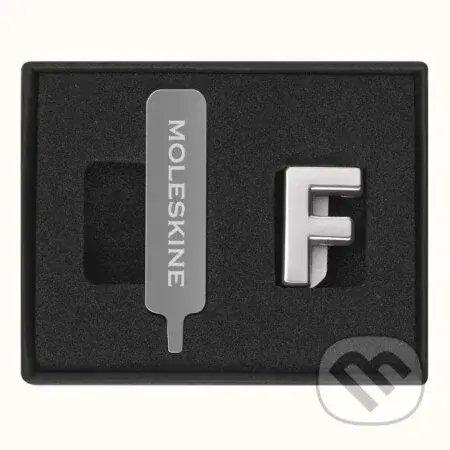 Moleskine  - ozdoba na zápisník – písmeno F