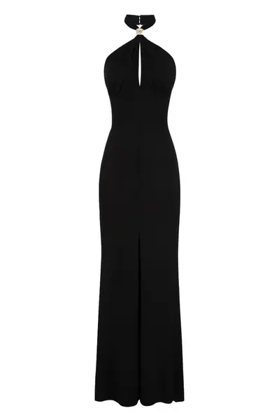 Černé koktejlové šaty s turtleneck výstřihem