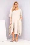 Béžové plus size šaty s asymetrickým lemem