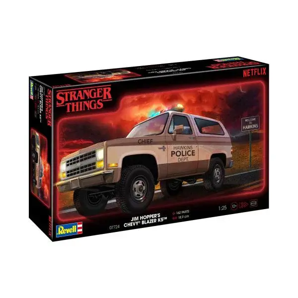 Plastic ModelKit STRANGER THINGS auto 07724 - 1985 Chevrolet K5 Blazer (1:25)