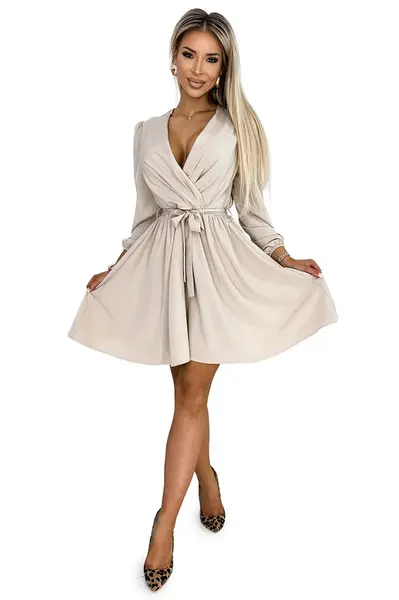 Dámské šaty s výstřihem Numoco