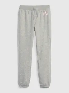 GAP Dětské tepláky jogger logo - Holky