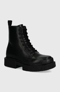 Nízké kozačky Armani Exchange