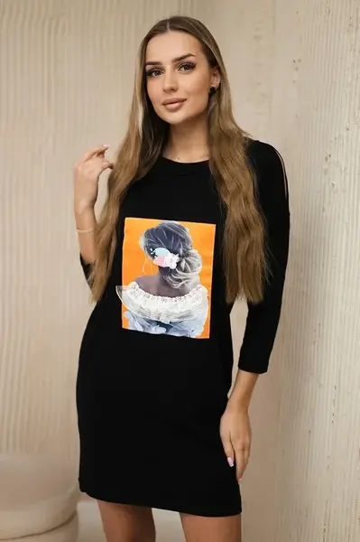 Šaty s 3D grafikou, krajka černá