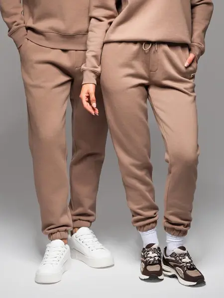 Ombre Classic unisex sweatpants with ribbed cuffs - brown