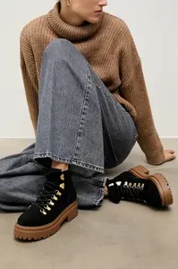 Semišové boty Answear.LAB