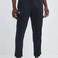Tepláky Under Armour Essential černá barva, hladké