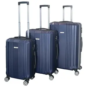 Novel SADA CESTOVNÍCH KUFRŮ