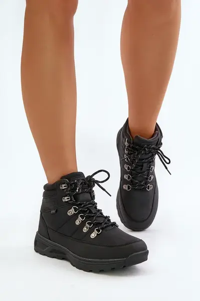 Insulated men's trekking shoes Lee Cooper black