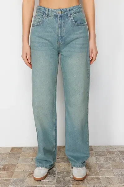 Trendyol Blue Pale Effect vintage džínsy so širokými nohavicami s vysokým pásom