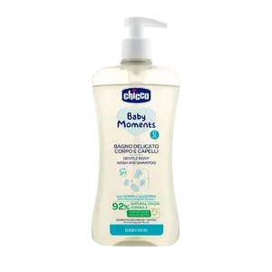 CHICCO Šampon jemný na vlasy a tělo s dávkovačem Baby Moments 92 % přírodních složek 500 ml