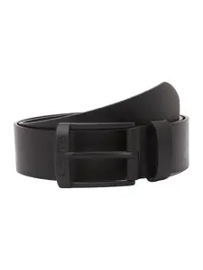 LEVI'S ® Opasky 'NEW DUNCAN'  čierna