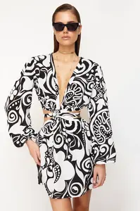 Trendyol Floral Patterned Mini Woven Cut Out/Window Beach Dress