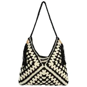 Dámská kabelka na rameno černo/krémová - MaxFly Sába