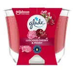 Glade Vonná sviečka Luscious Cherry & Peony 204 g