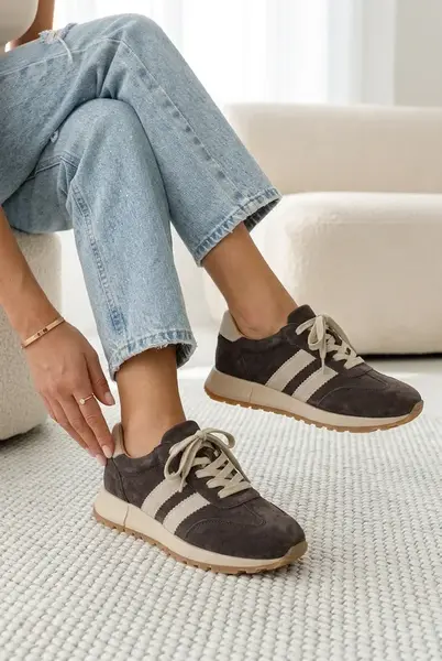 Dámské tenisky EVENTO z přírodní semišové kůže