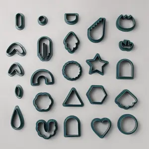 24pcs Plastic Molds