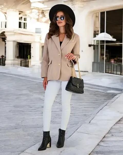 Resti Women's Short Coat