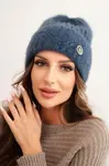 Kesi Dámská zimní čepice z huňaté pleteniny a s elegantním knoflíkem modrá