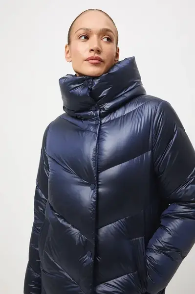 Páperový kabát Medicine