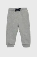 Detské bavlnené tepláky United Colors of Benetton