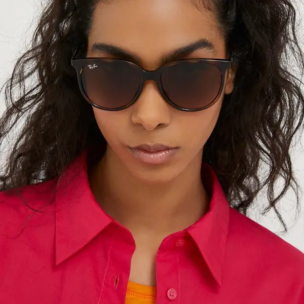 Slnečné okuliare Ray-Ban dámske, hnedá farba, 0RB4378