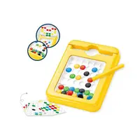 Tabulka s barevnými magnetkami 12x16,5 cm.