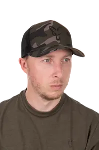 Fox kšiltovka black camo trucker cap